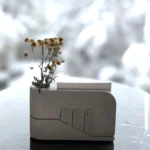 استند بتنی مدرن برای کارت ویزیت و یادداشت مدل شید
